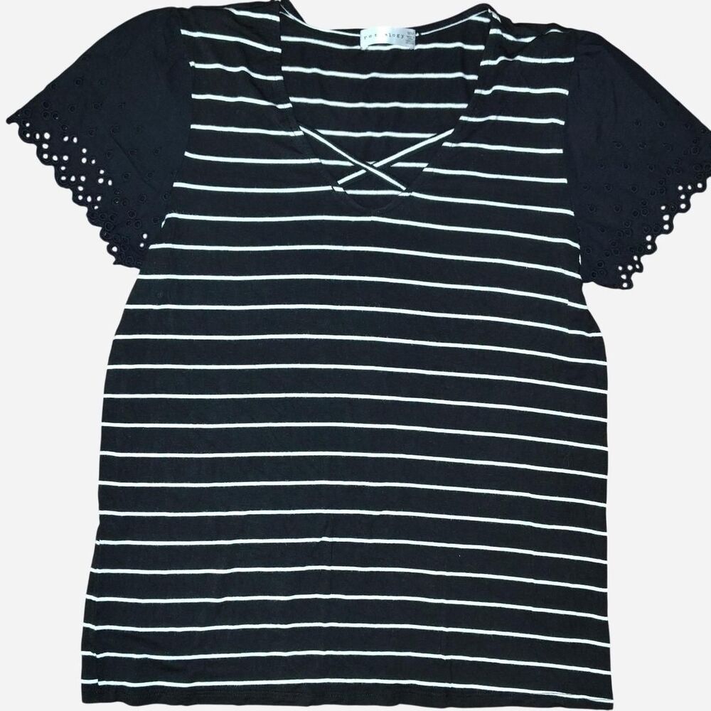 Retrology Women's striped black and white eyelet shirt